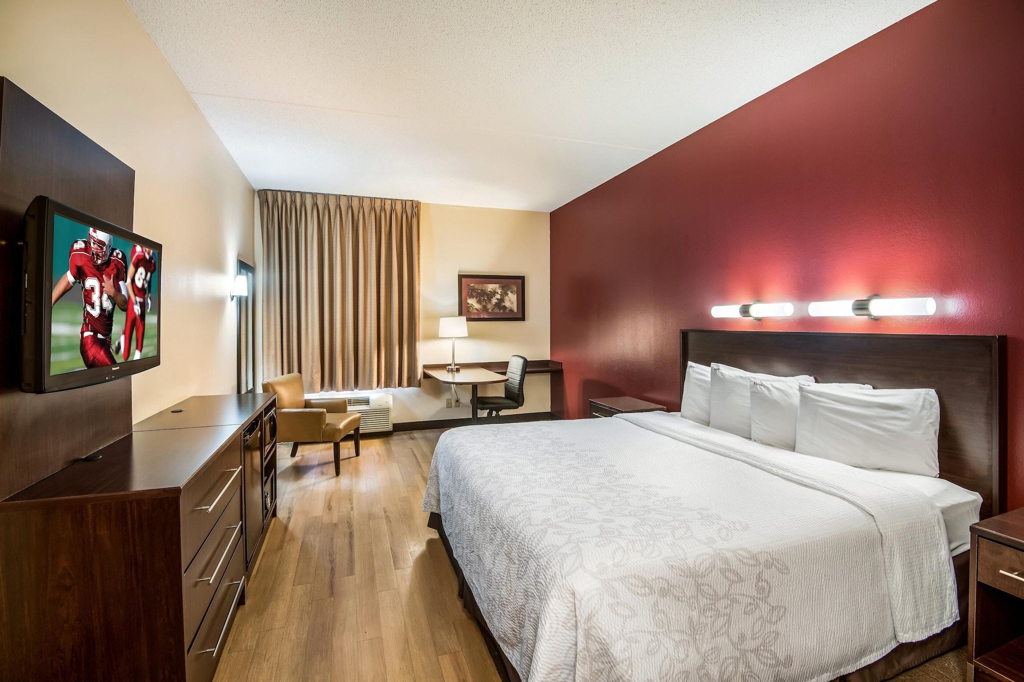 Red Roof Inn Plus+ South Deerfield - Amherst Exterior photo