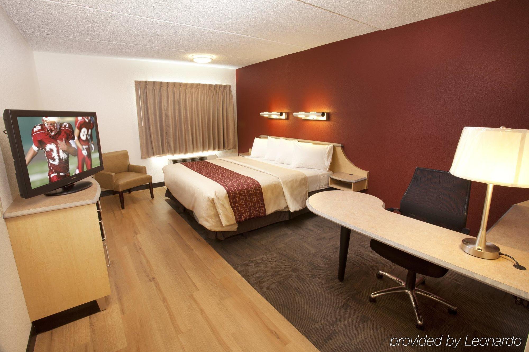 Red Roof Inn Plus+ South Deerfield - Amherst Exterior photo